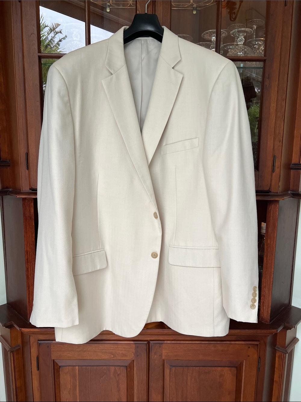Men's Cream Two-Button Blazer - Tailored Sport Coat